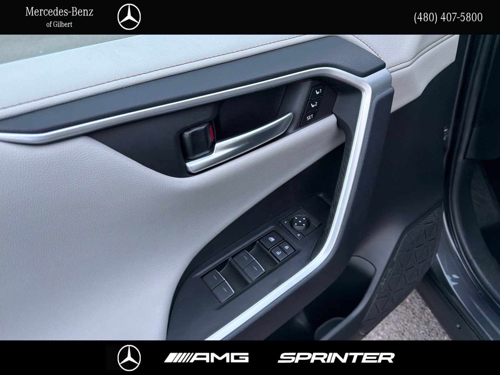 Used 2025 Toyota RAV4 Limited w/ Advanced Technology Package FWD image 14