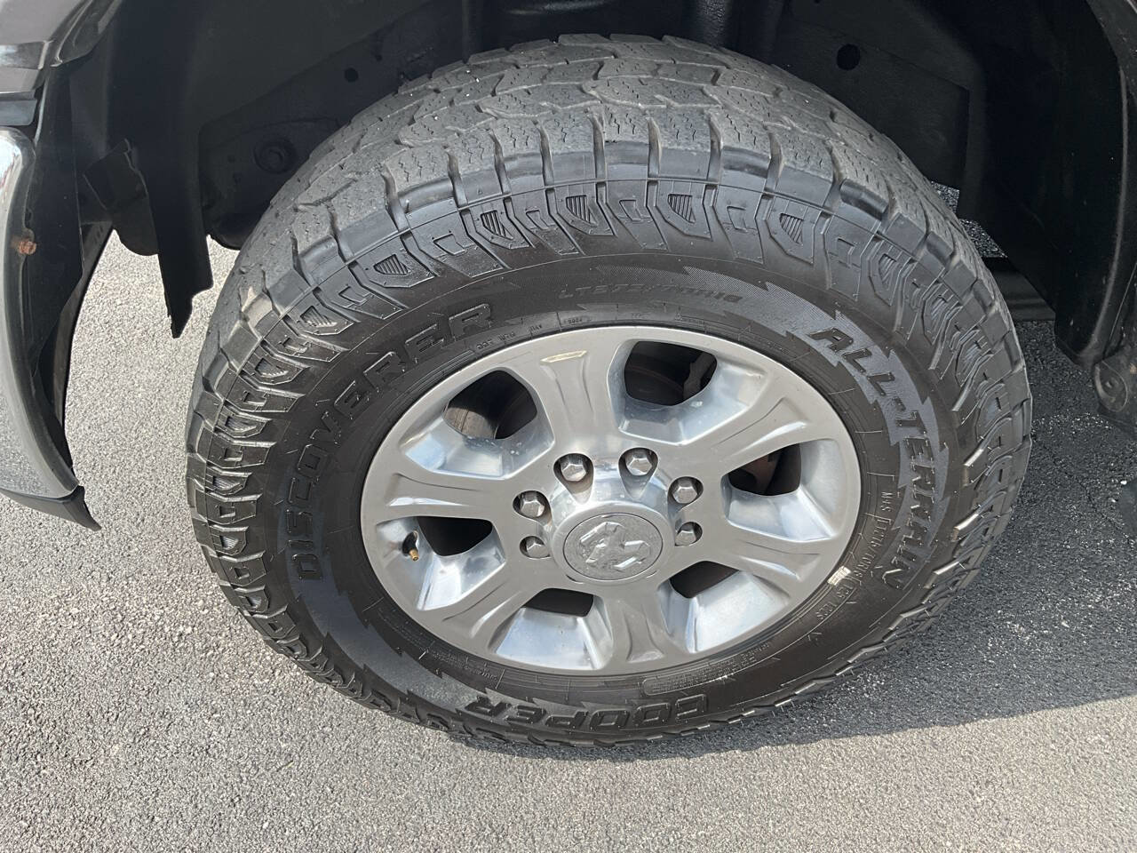 Used 2017 RAM 2500 Tradesman w/ Chrome Appearance Group AWD/4WD image 24