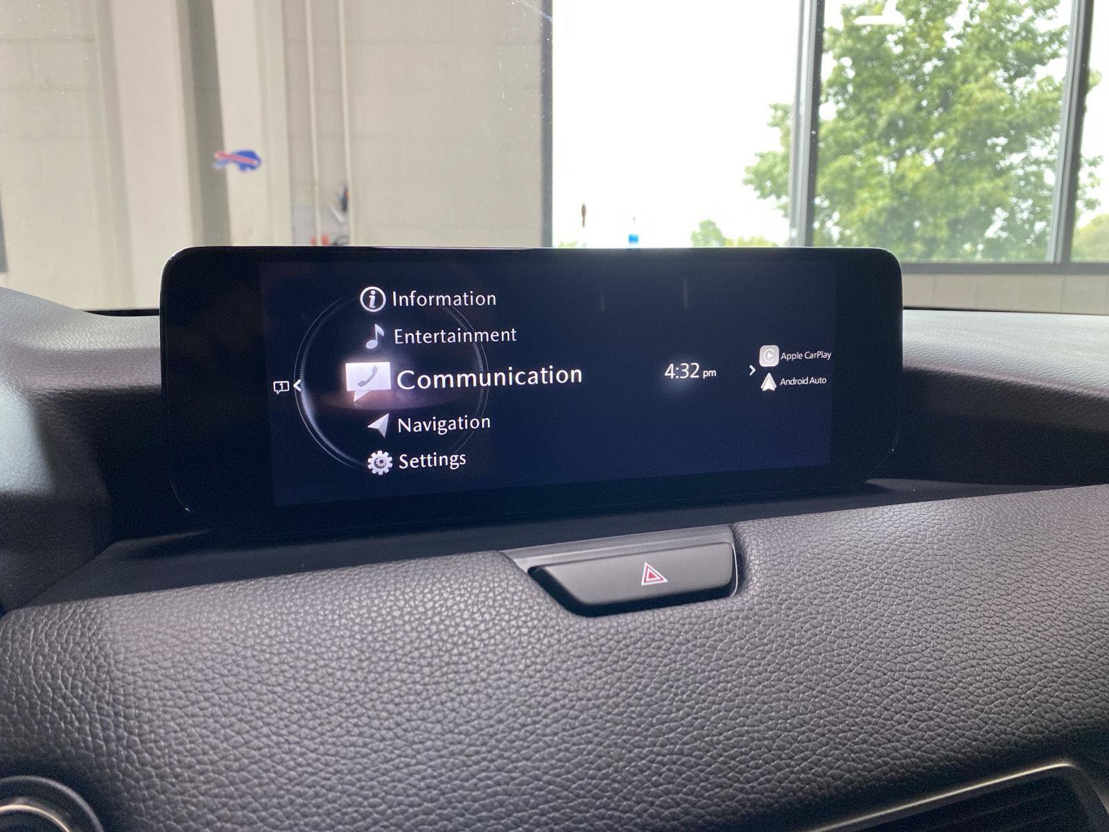 Certified 2024 MAZDA CX-90 Plug-In Hybrid w/ Preferred AWD/4WD image 26