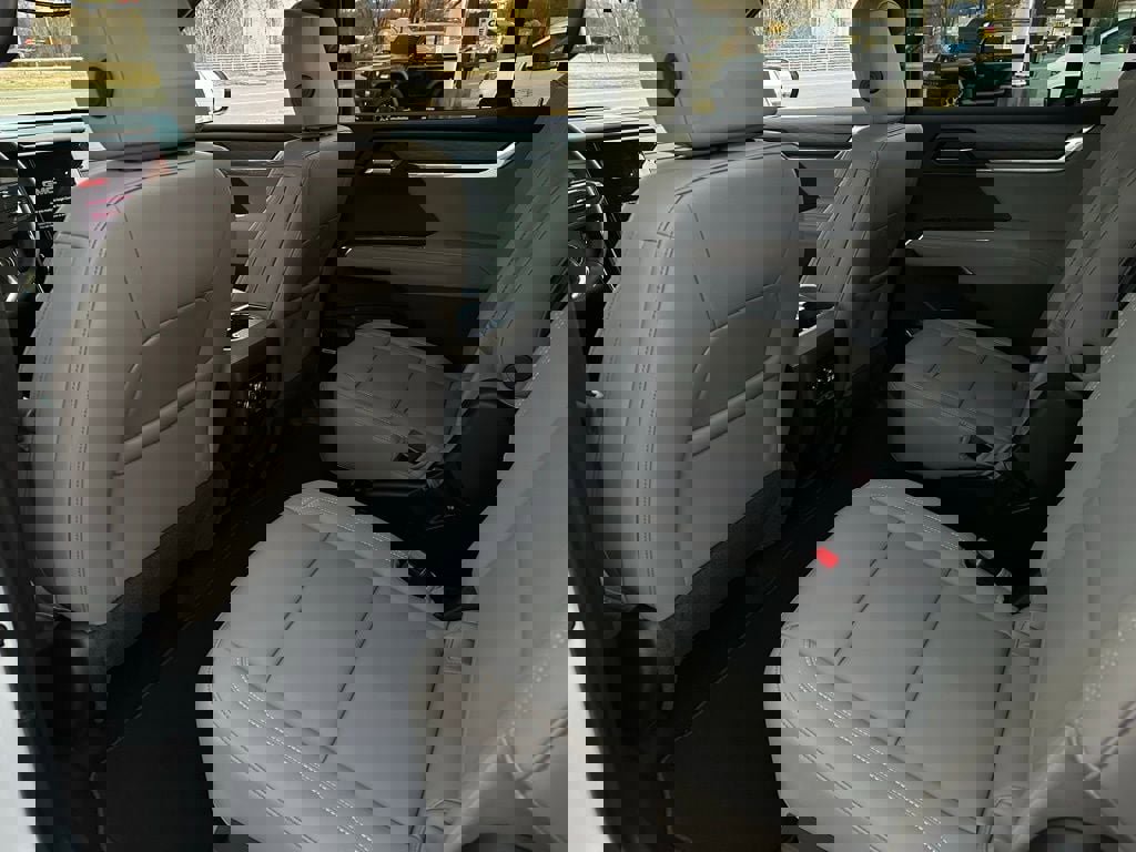 New 2026 GMC Acadia Elevation w/ Black Edition image 15