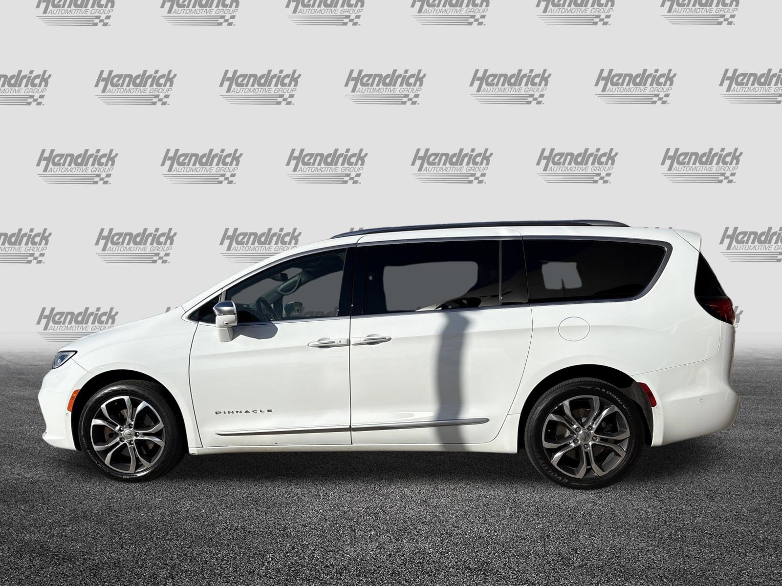 Used 2021 Chrysler Pacifica Pinnacle image 7