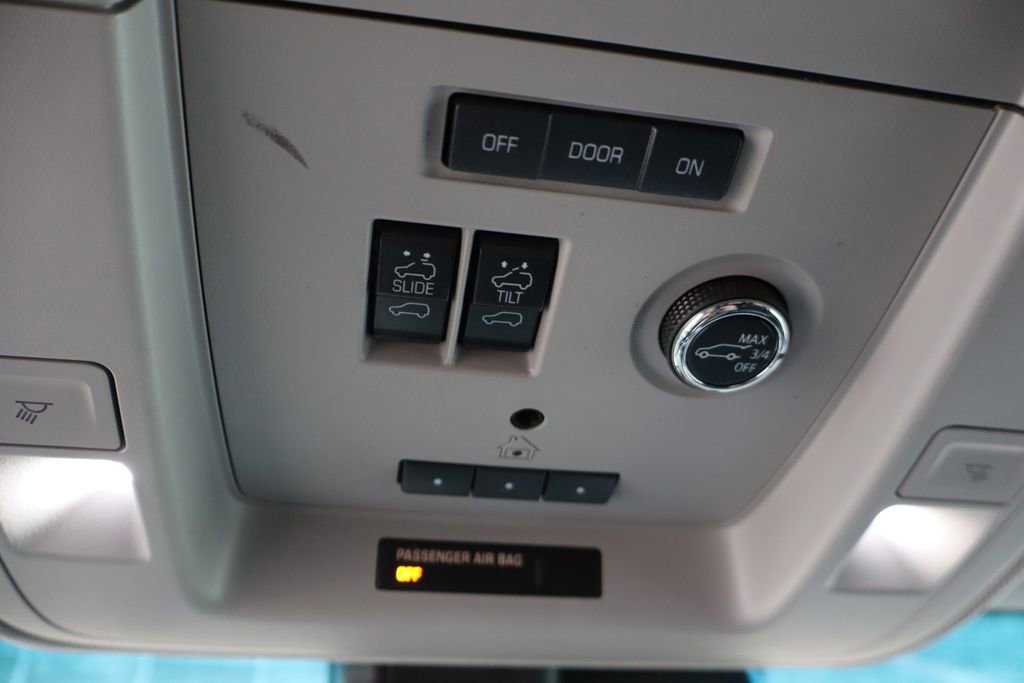 Used 2019 Chevrolet Tahoe LT image 26