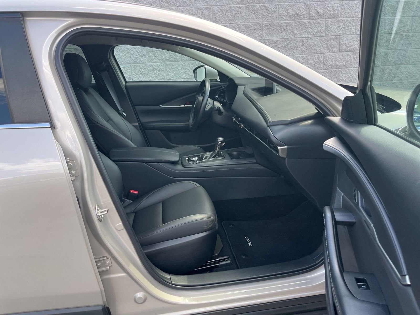 Certified 2022 MAZDA CX-30 AWD 2.5 S w/ Select Package image 33