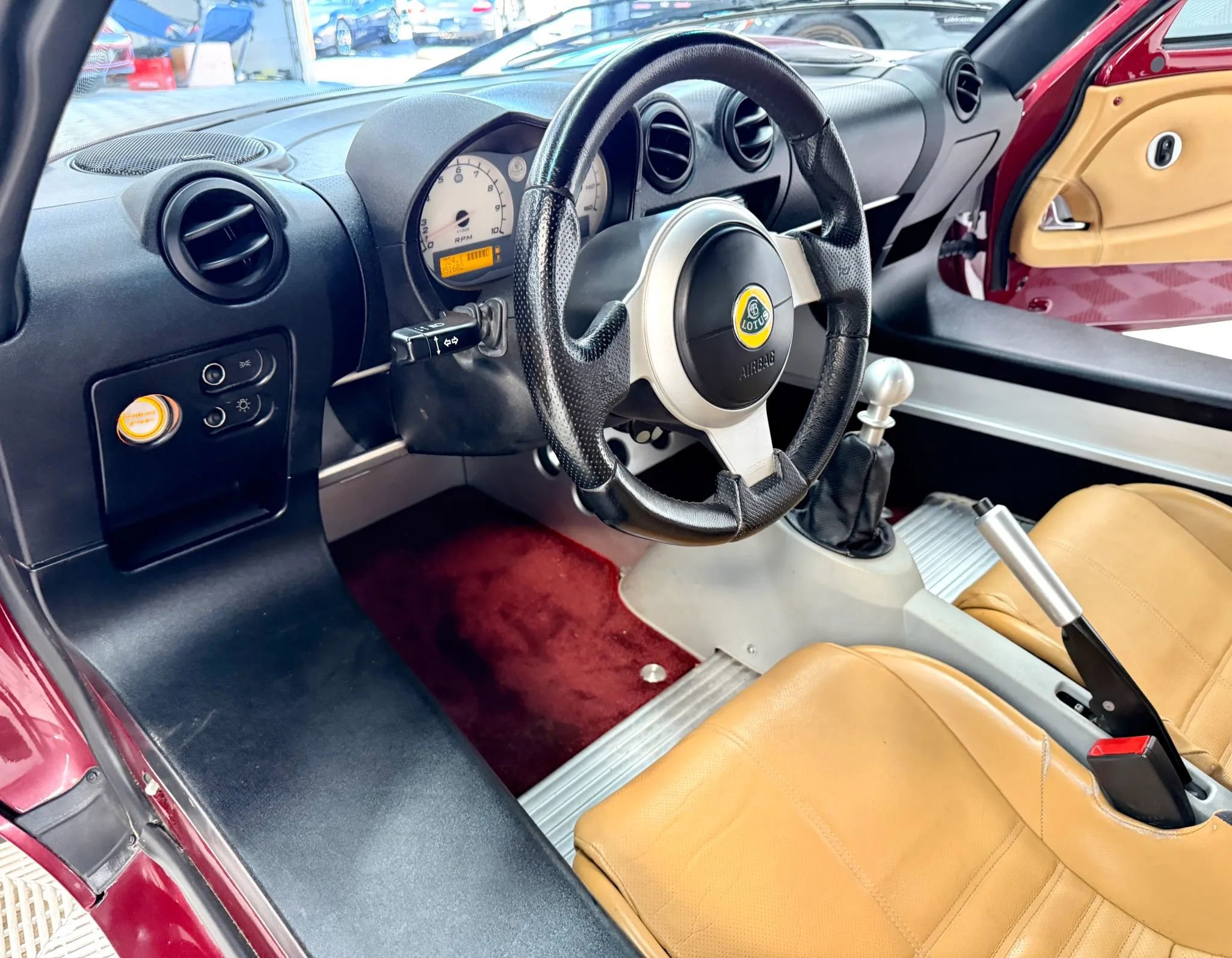 Used 2005 Lotus Elise image 5
