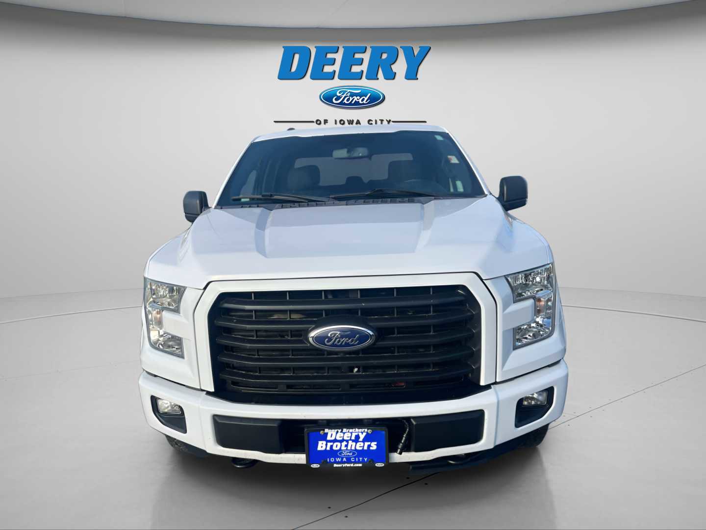 Used 2015 Ford F150 XLT w/ Equipment Group 302A Luxury image 3