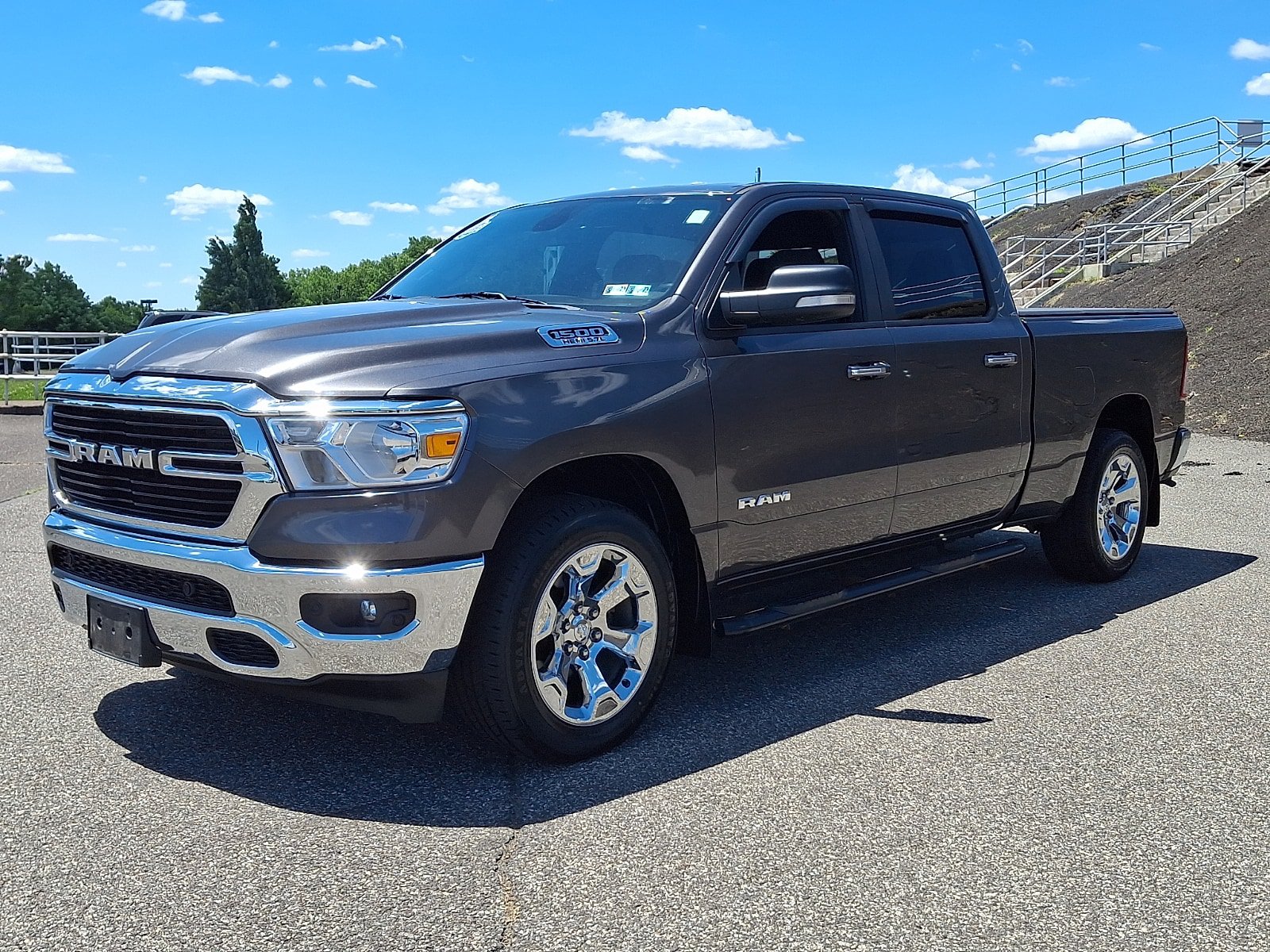 Used 2019 RAM 1500 Big Horn AWD/4WD image 3