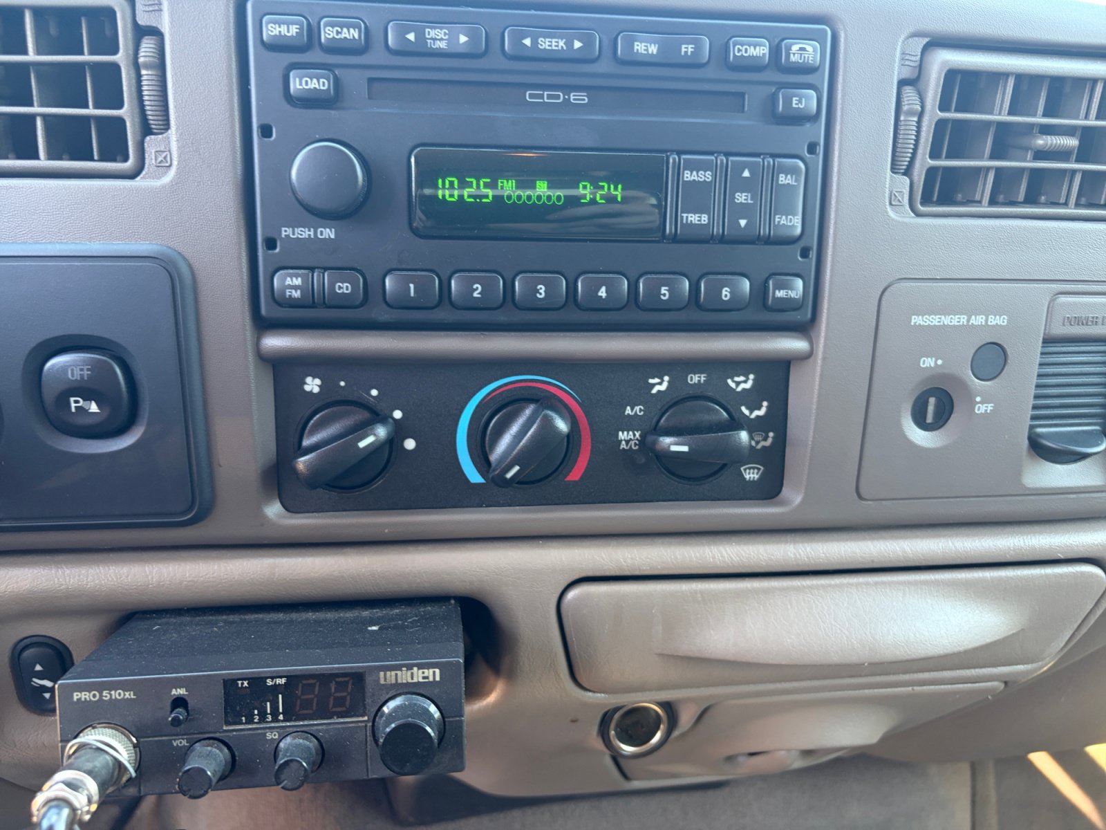 Used 2004 Ford F250 Lariat AWD/4WD image 29