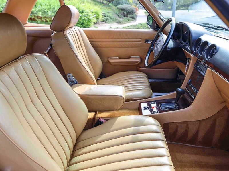 Used 1988 Mercedes-Benz 560 SL image 16
