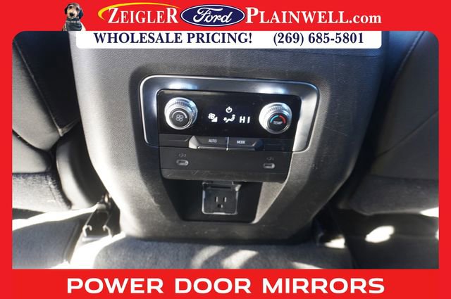 Used 2021 GMC Yukon SLE image 13