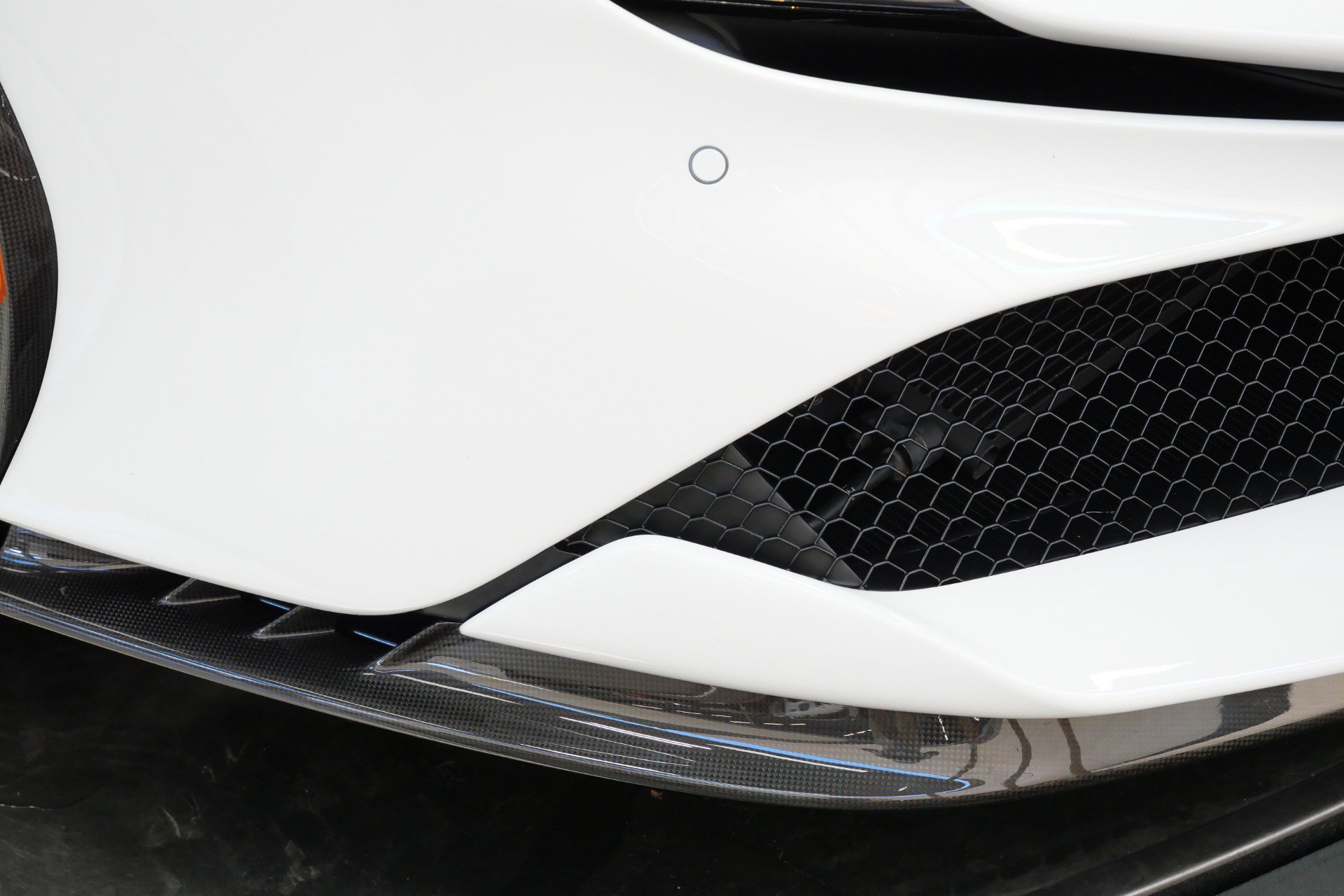 Used 2025 Ferrari SF90 Spider AWD/4WD image 60