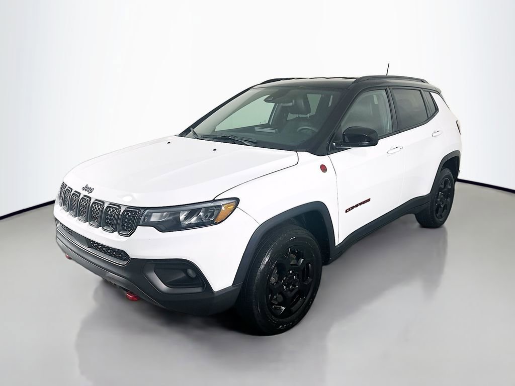 Used 2023 Jeep Compass Trailhawk AWD/4WD image 1