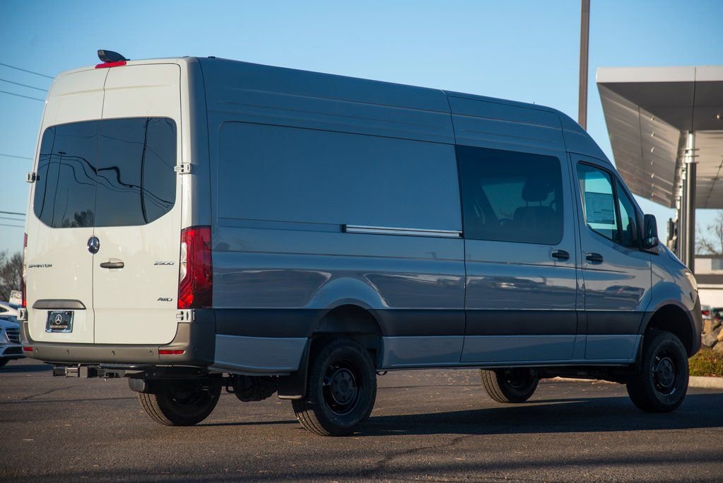 New 2025 Mercedes-Benz Sprinter 2500 image 11