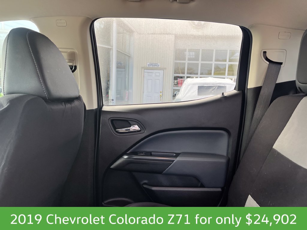 Used 2019 Chevrolet Colorado Z71 AWD/4WD image 18