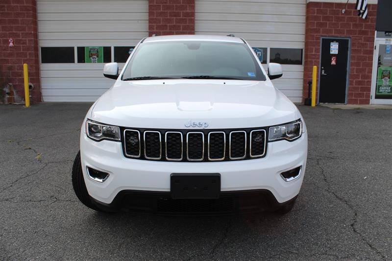 Used 2021 Jeep Grand Cherokee Laredo AWD/4WD image 8