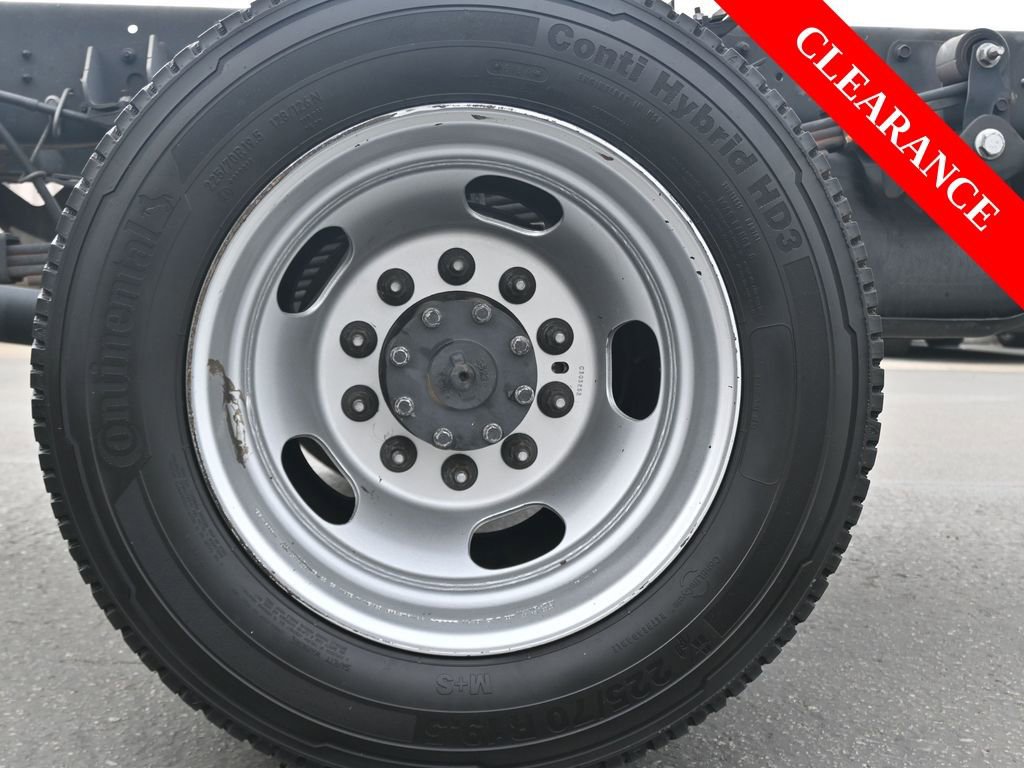 Used 2023 RAM 5500 Tradesman image 33