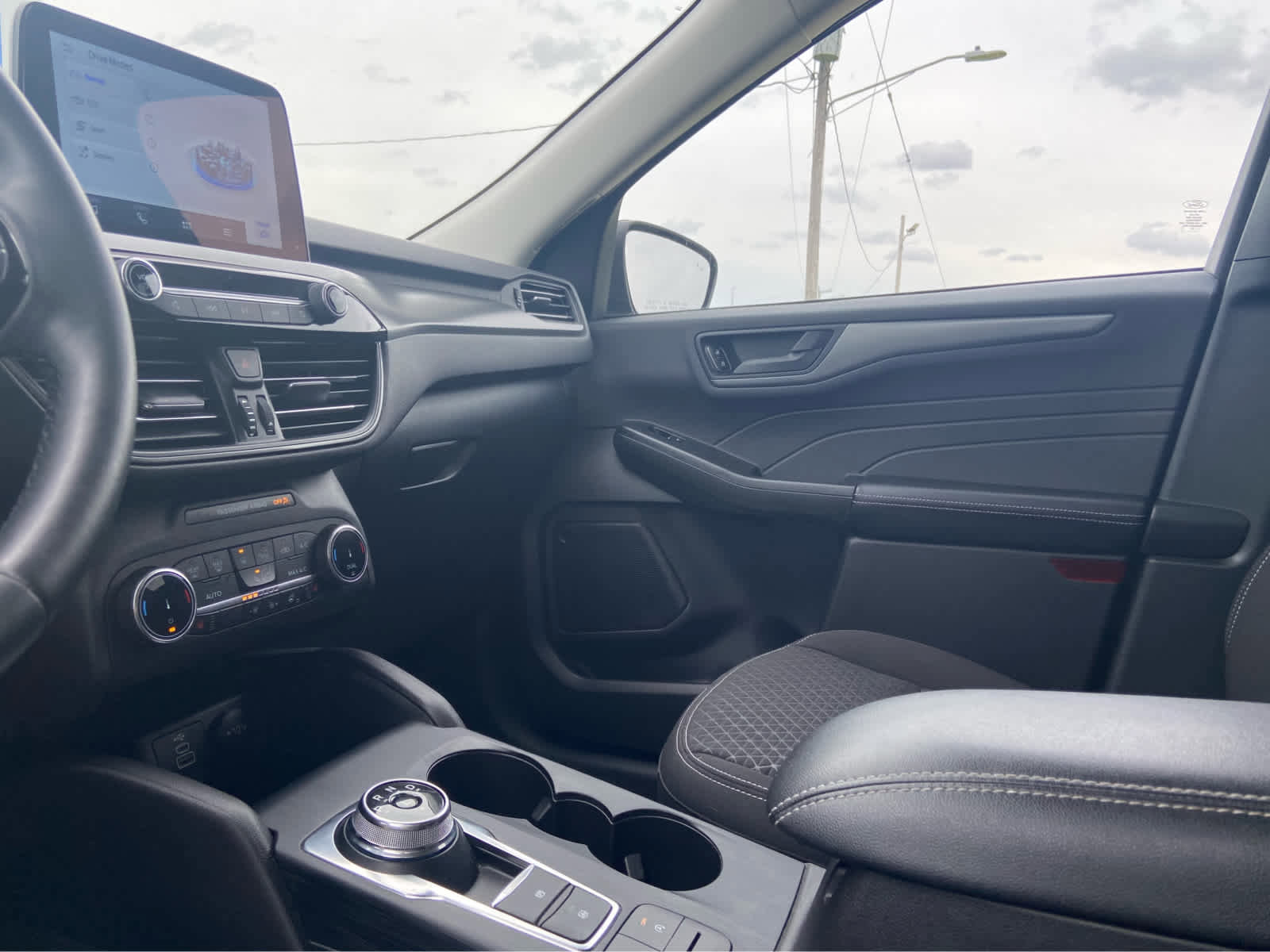Used 2024 Ford Escape Active AWD/4WD image 35