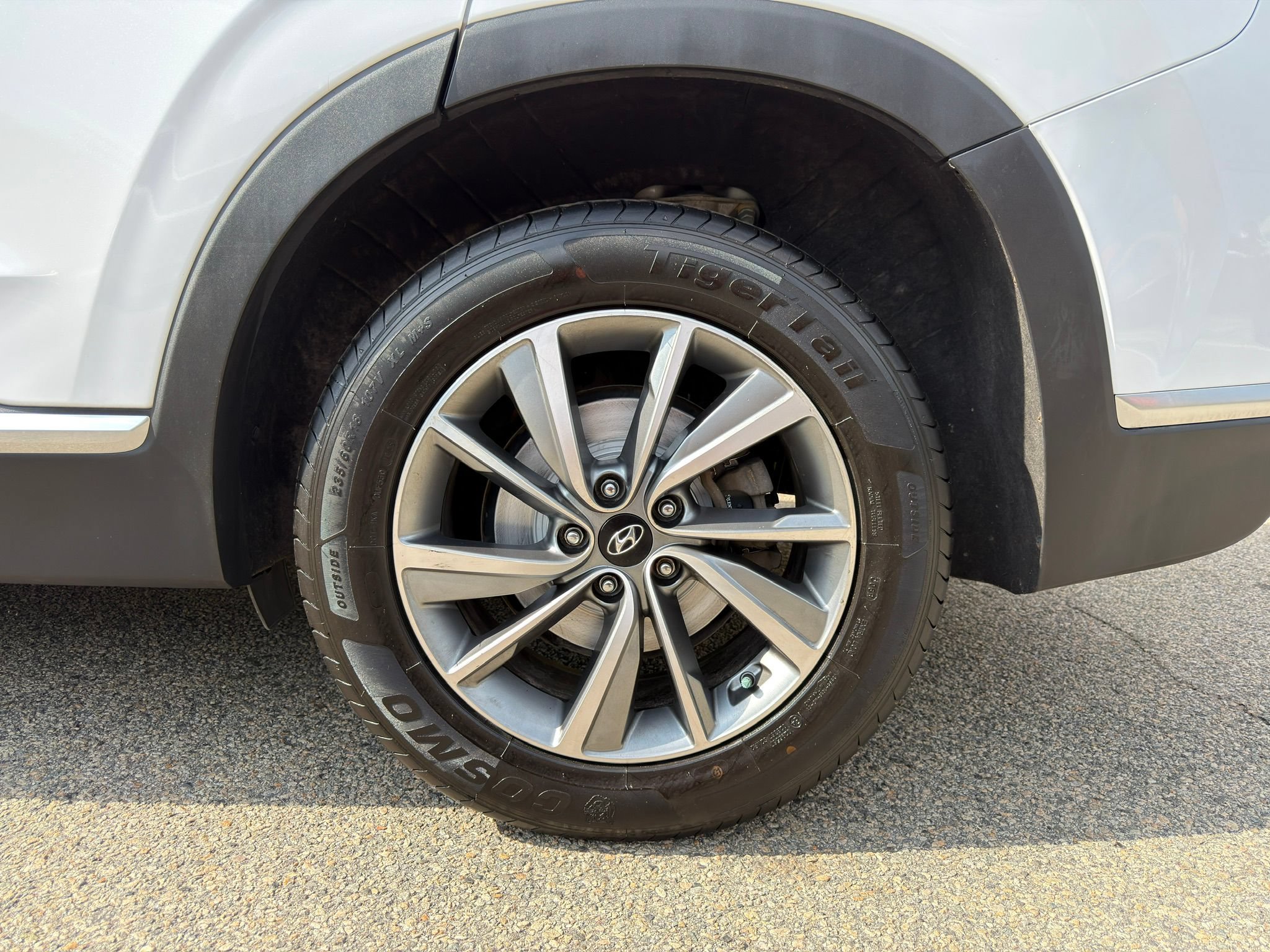 Used 2019 Hyundai Santa Fe SEL AWD/4WD image 38