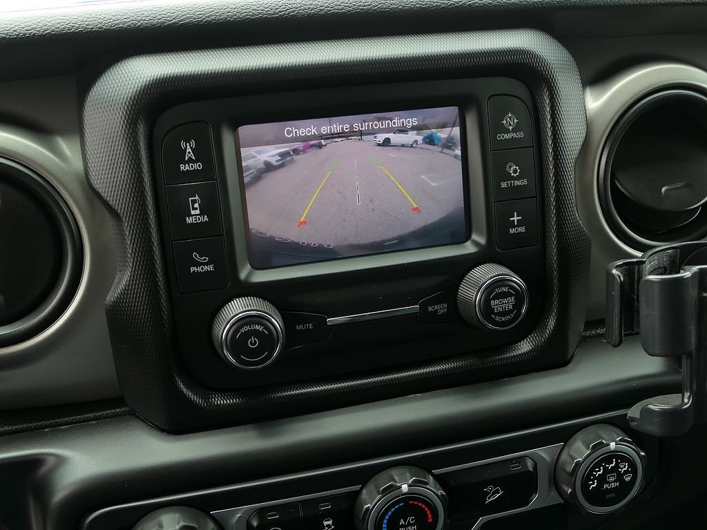 Used 2021 Jeep Wrangler Unlimited Sport AWD/4WD image 19