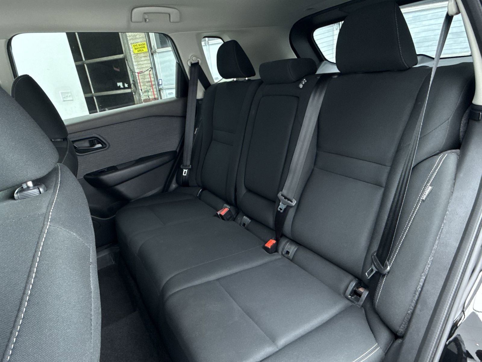 Used 2023 Nissan Rogue S image 35