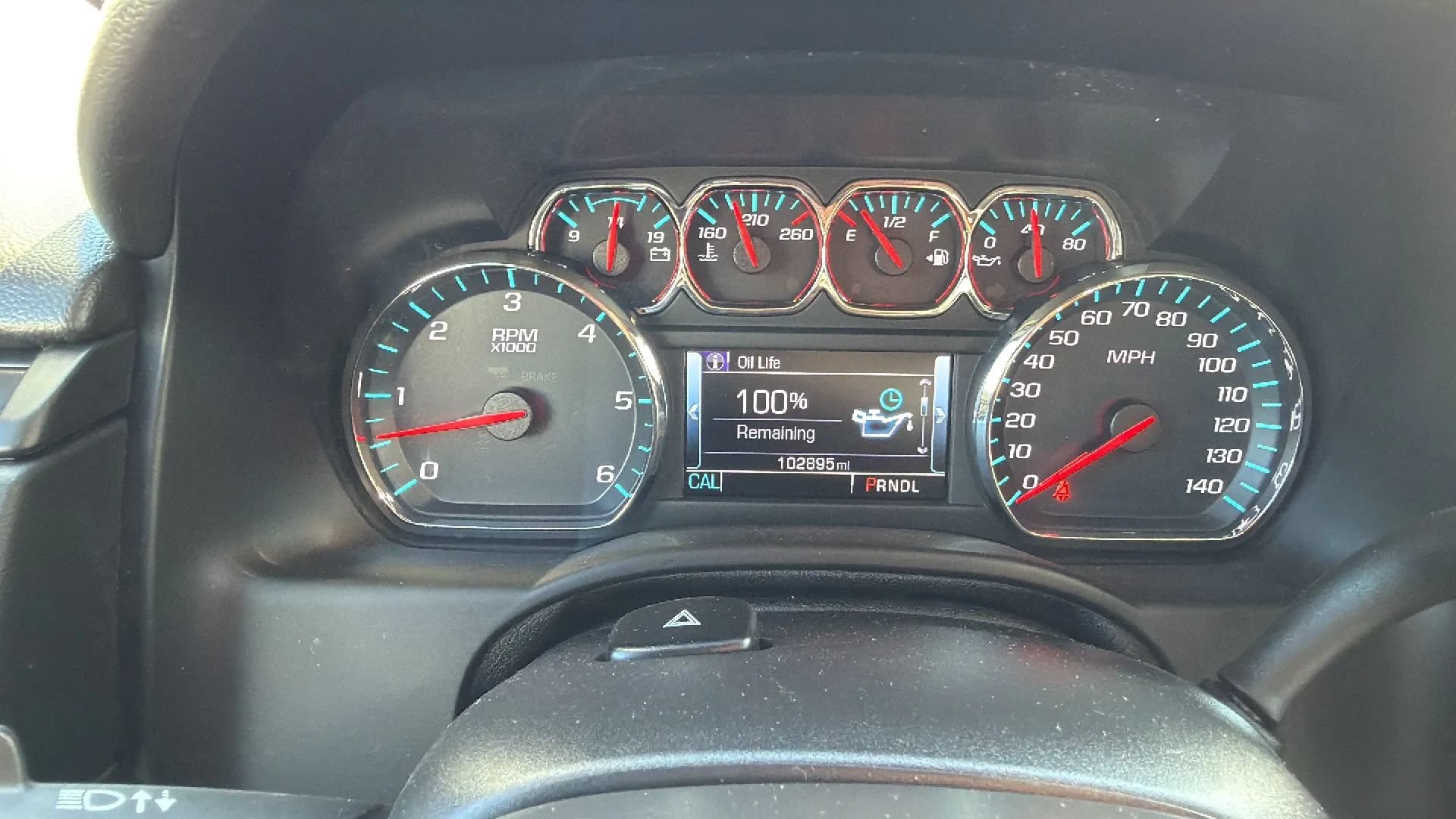 Used 2018 Chevrolet Suburban Premier AWD/4WD image 15