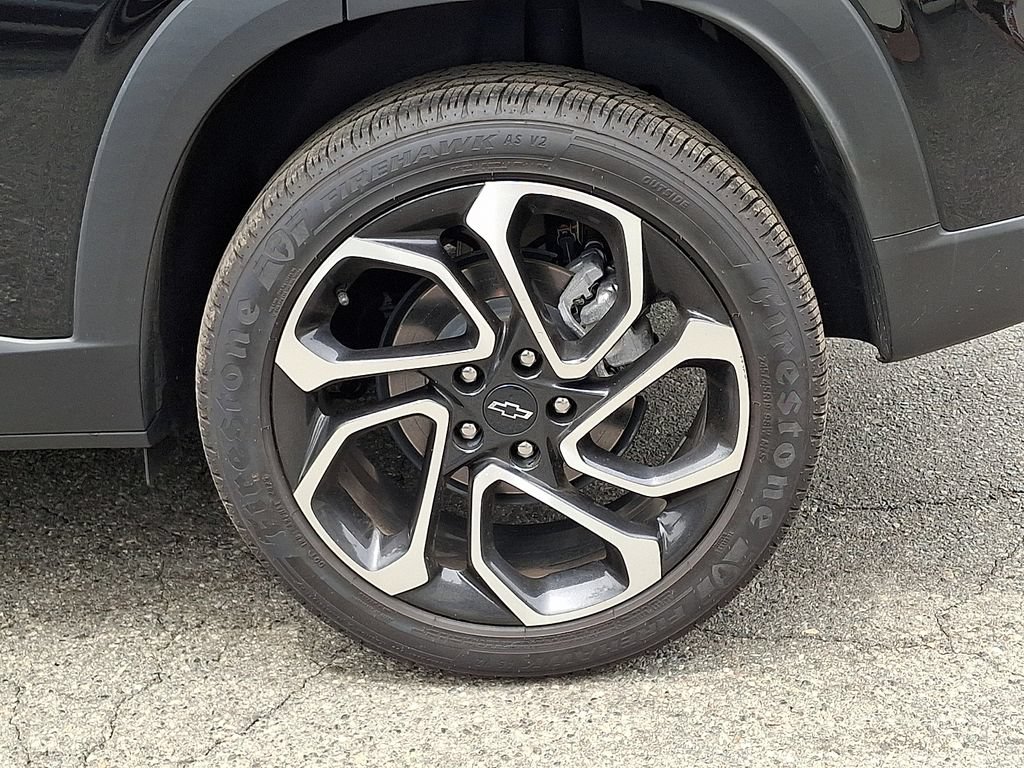 Certified 2024 Chevrolet Trax RS w/ Driver Confidence Package FWD image 31