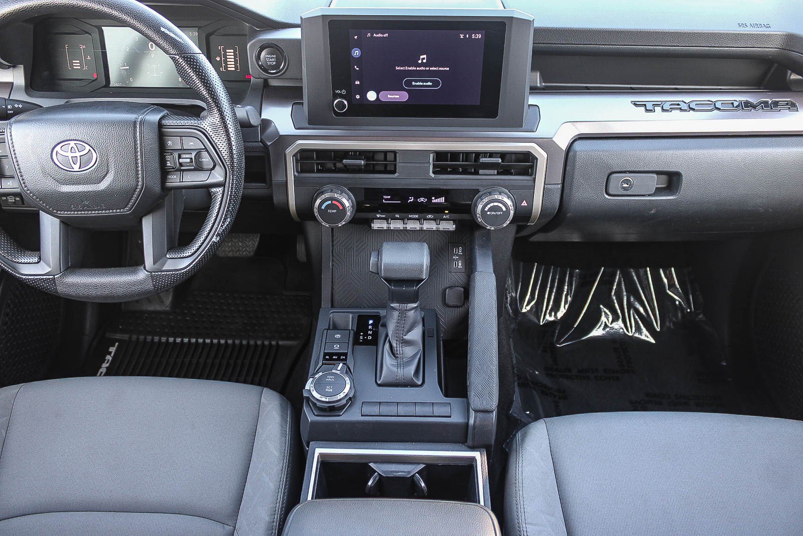 Used 2025 Toyota Tacoma SR5 AWD/4WD image 13