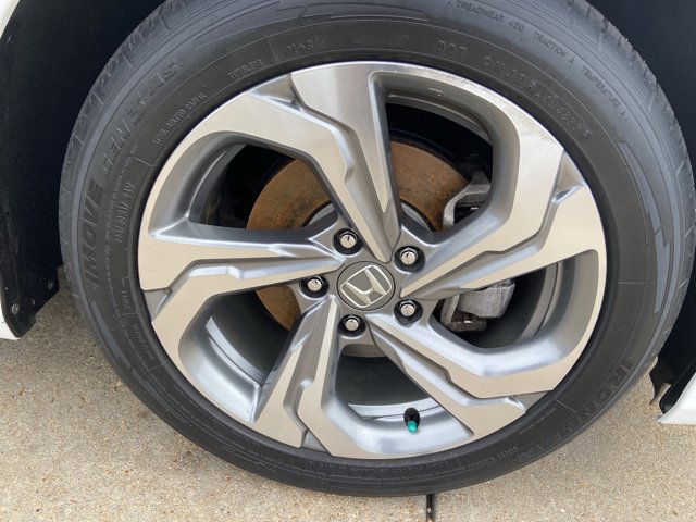 Used 2018 Honda Accord EX image 30