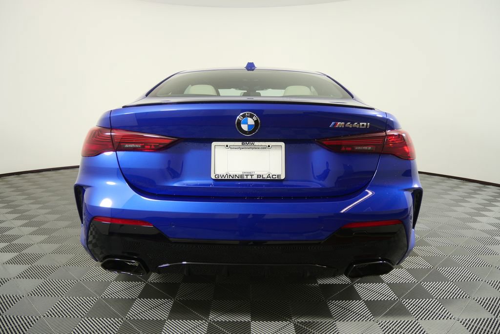 New 2026 BMW M440i Coupe w/ Premium Package RWD image 4