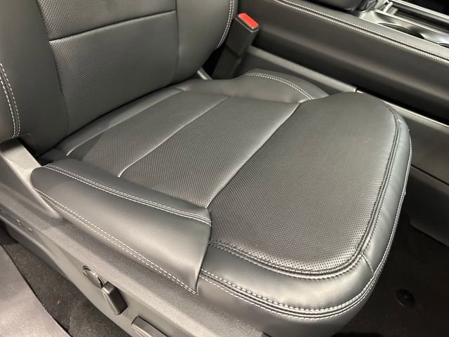 New 2026 Ford Expedition Platinum w/ Driver's Package AWD/4WD image 10