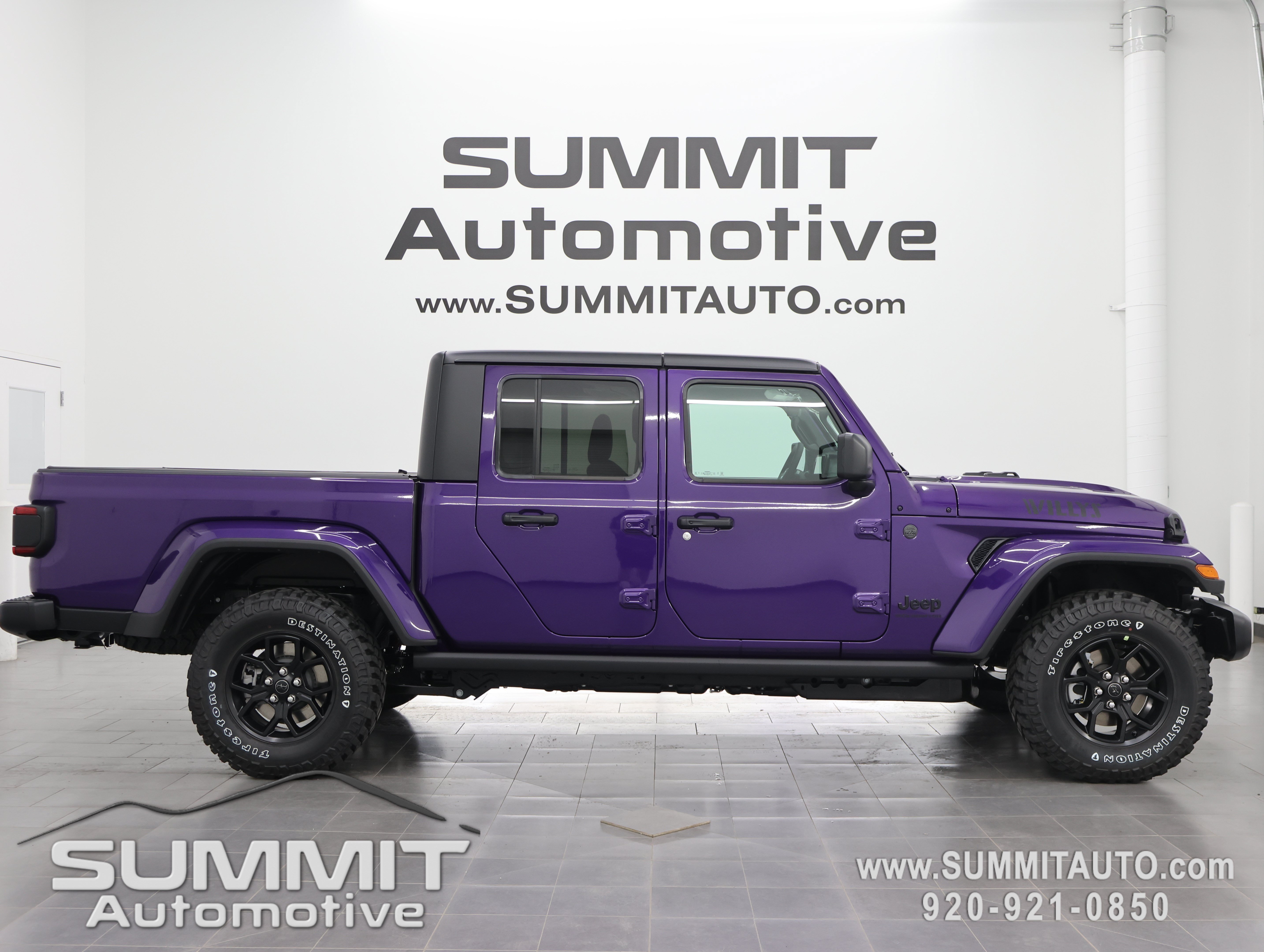 New 2026 Jeep Gladiator Sport