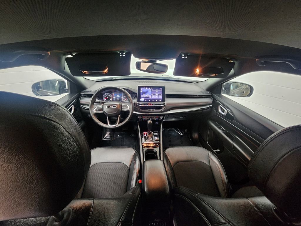 Used 2023 Jeep Compass Trailhawk image 25