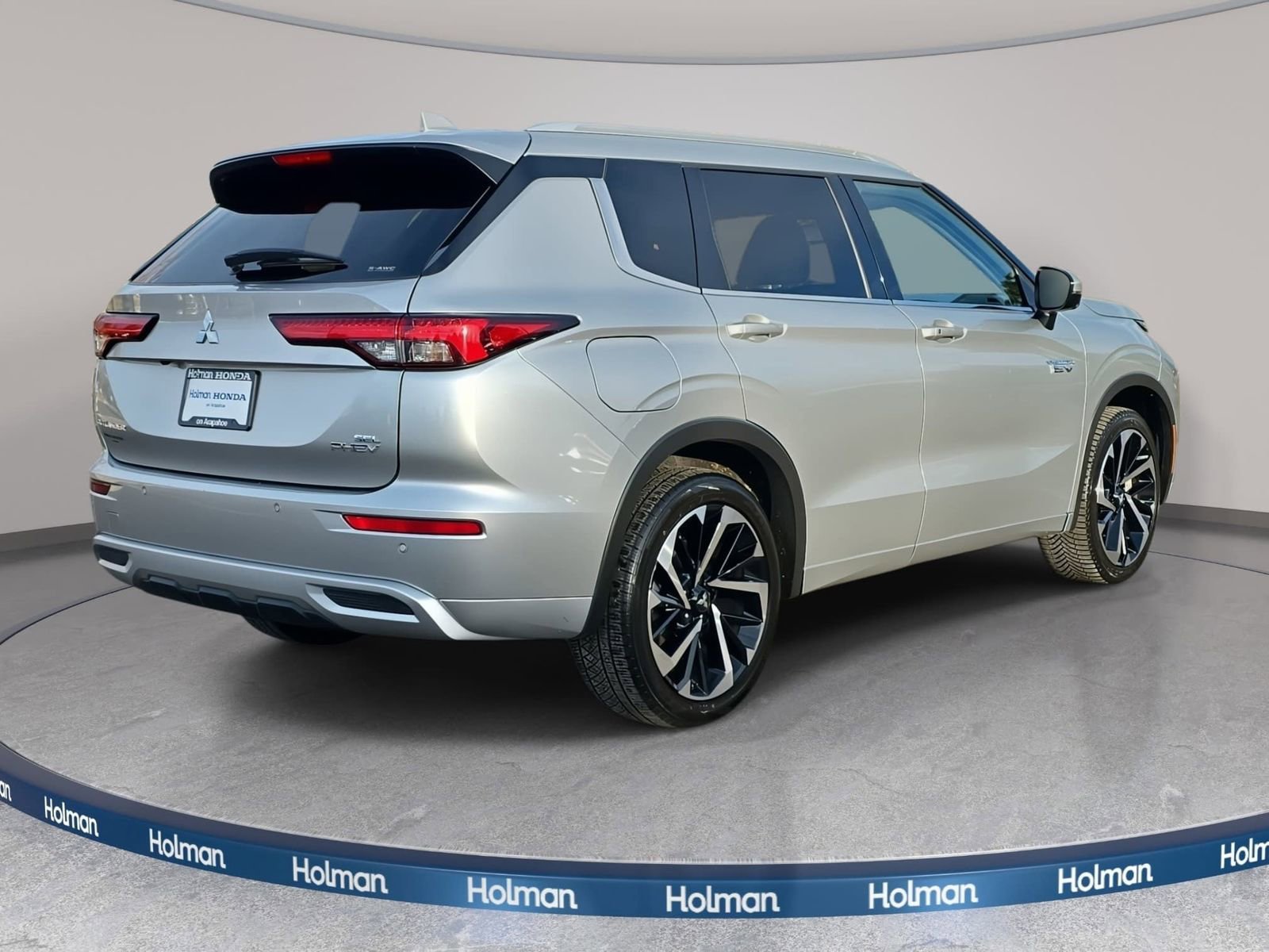 Used 2024 Mitsubishi Outlander SEL image 7