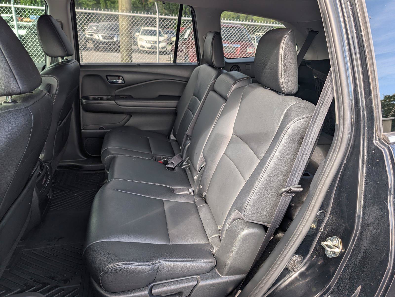Used 2021 Honda Pilot Special Edition image 34