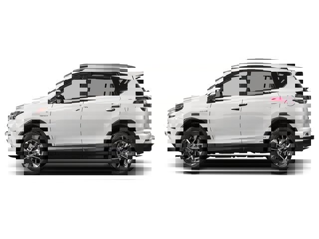 Used 2017 Toyota RAV4 XLE image 3