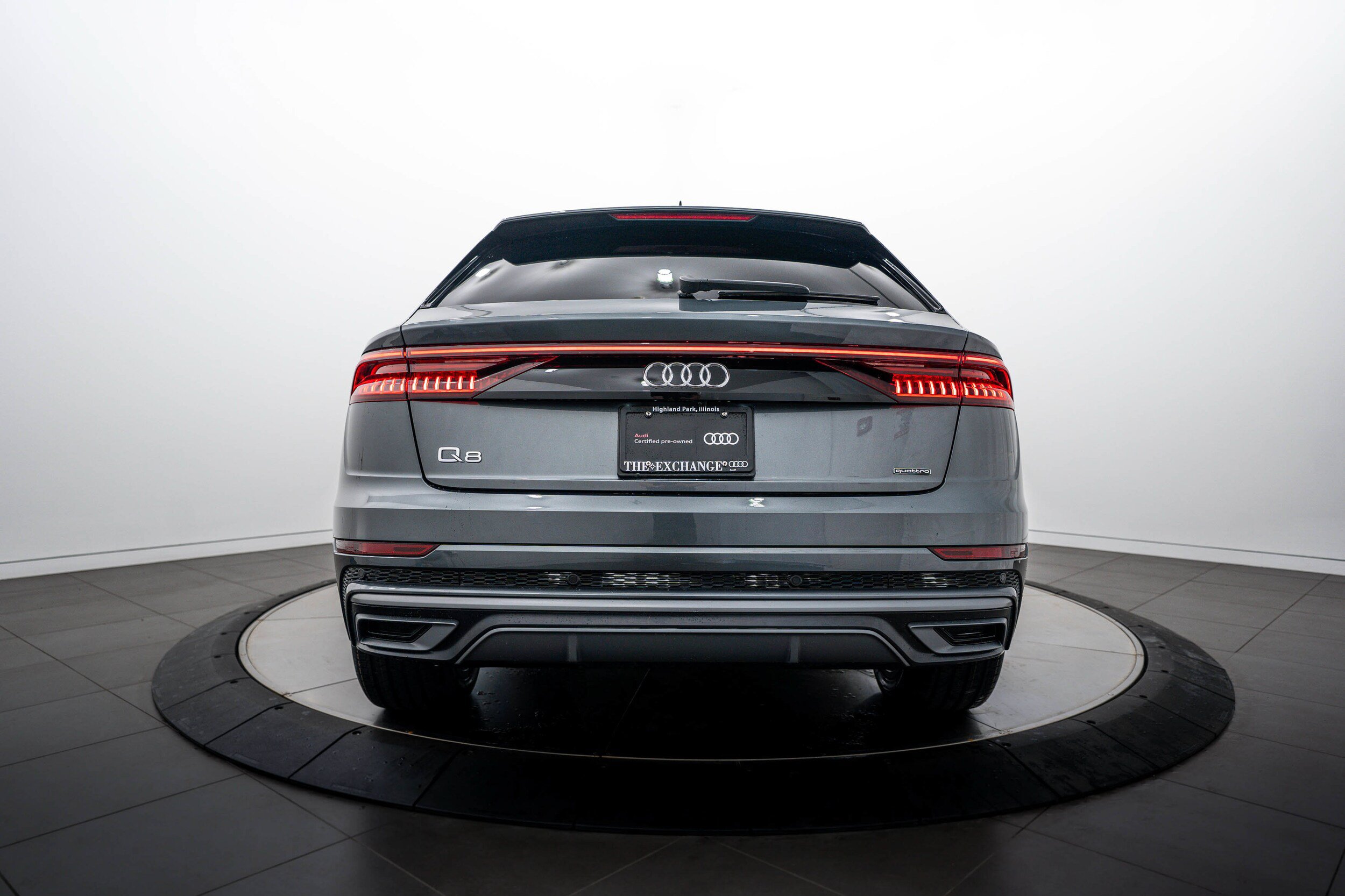 Certified 2023 Audi Q8 Premium Plus w/ Premium Plus Package AWD/4WD image 21