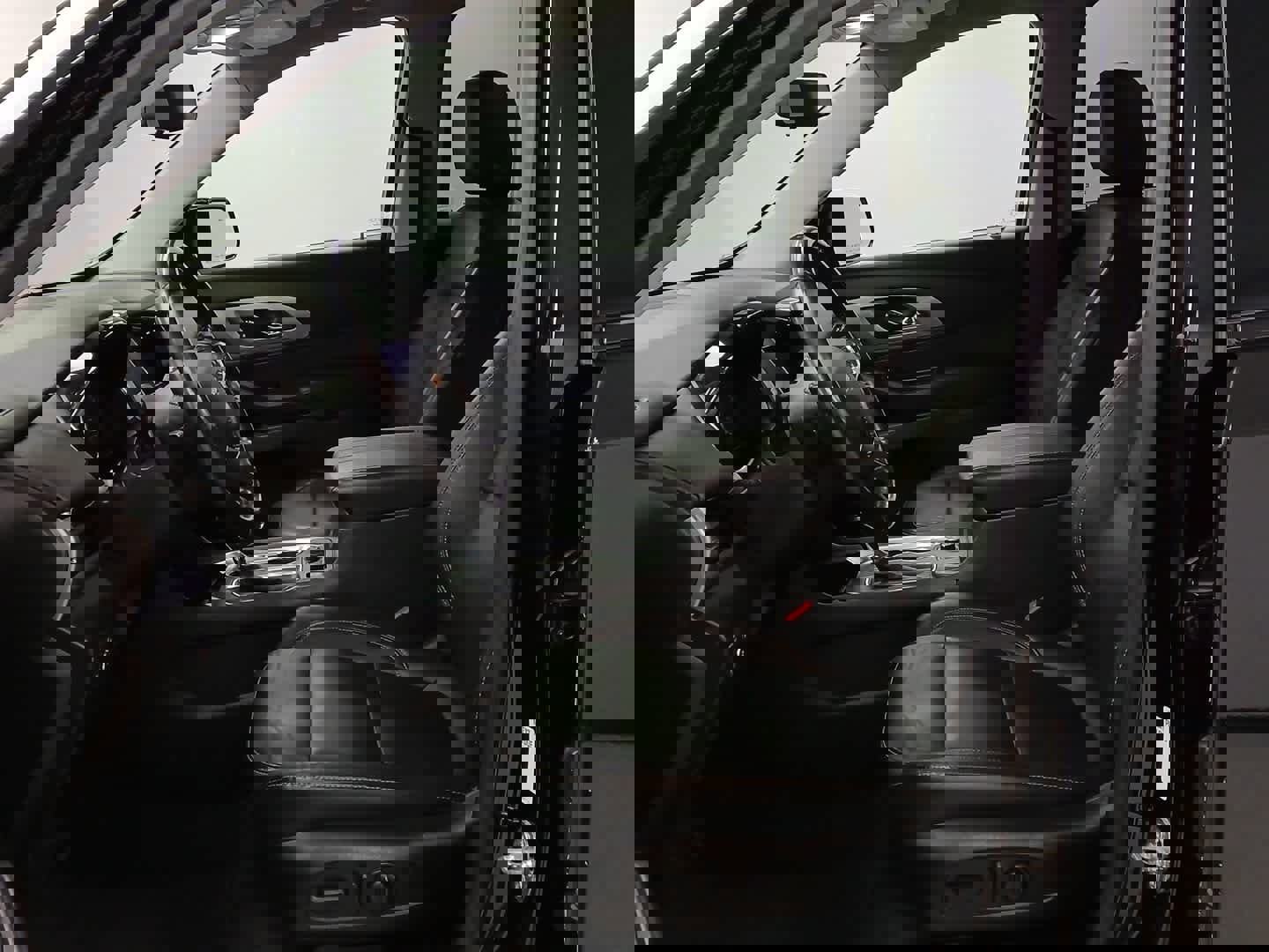 Used 2019 Chevrolet Traverse RS image 8