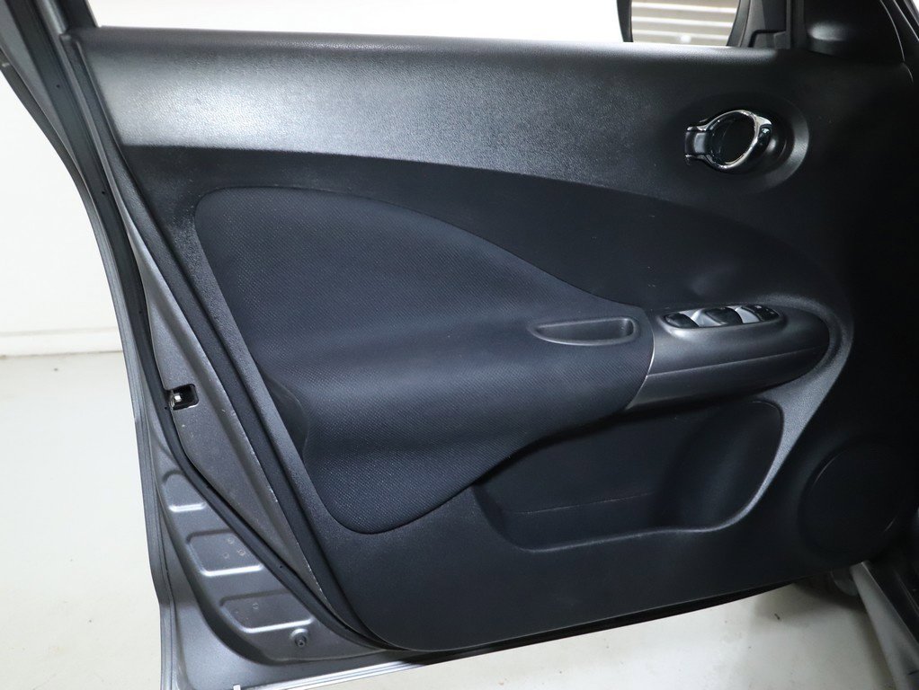 Used 2015 Nissan Juke S AWD/4WD image 16