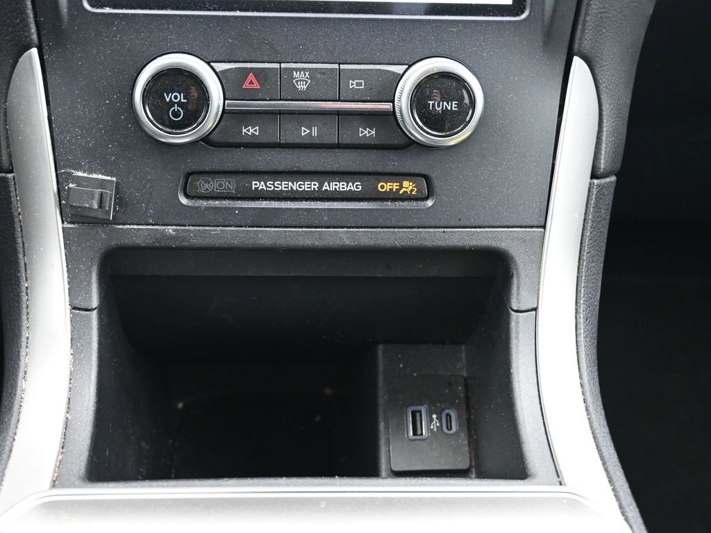 Used 2023 Ford Edge SEL image 34