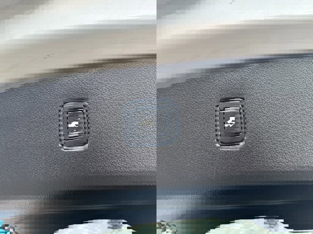 Used 2023 Chevrolet Blazer RS w/ Driver Confidence II Package image 10