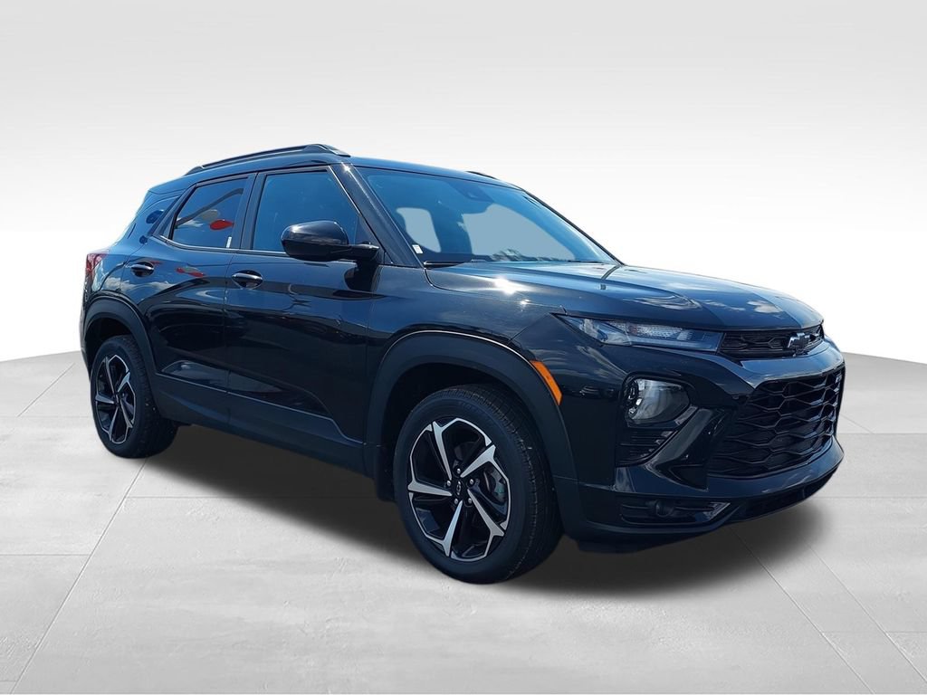 Used 2022 Chevrolet TrailBlazer RS AWD/4WD image 2