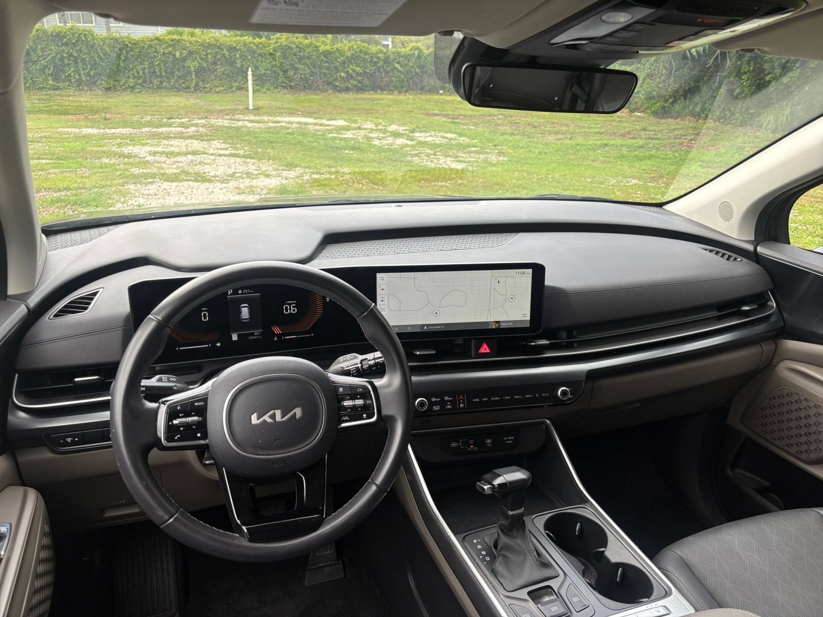 Used 2026 Kia Carnival FWD image 35