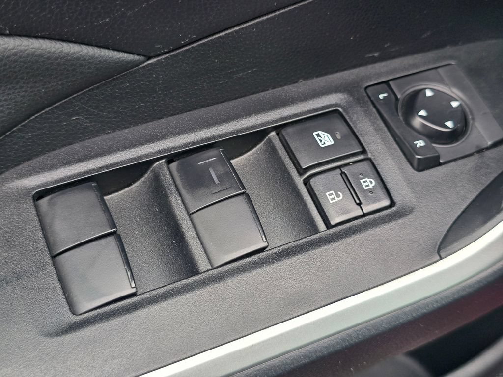 Certified 2023 Toyota RAV4 LE AWD/4WD image 25