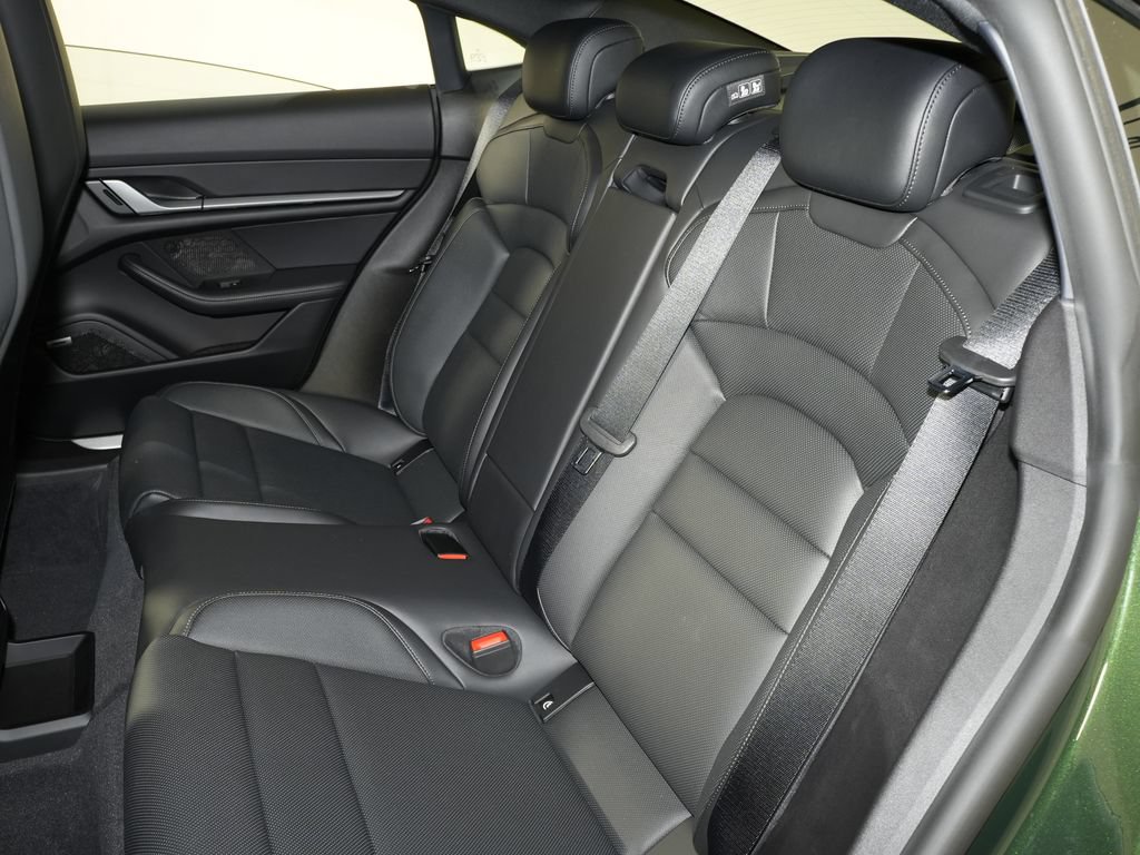 New 2026 Porsche Taycan AWD/4WD image 34