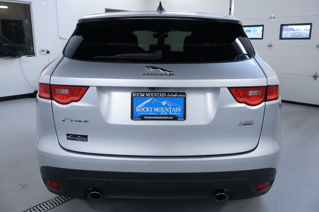 Used 2020 Jaguar F-PACE Premium AWD/4WD image 6