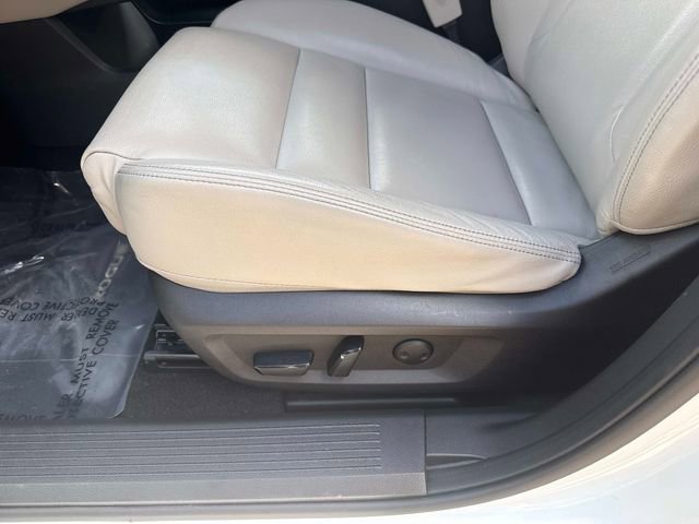 Used 2021 Nissan Rogue SL w/ Premium Package AWD/4WD image 17
