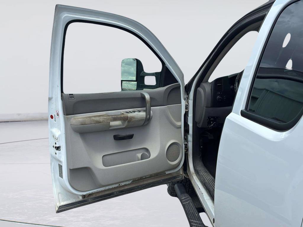 Used 2007 GMC Sierra 1500 W/T w/ Work Truck Preferred Package image 38