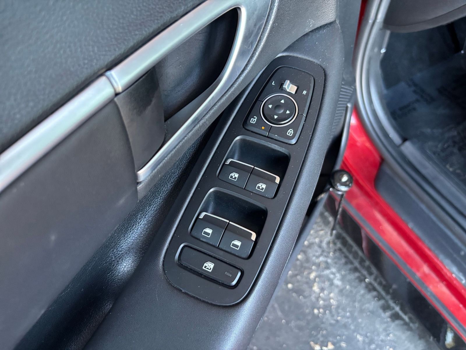 Used 2025 Hyundai Sonata SEL FWD image 18