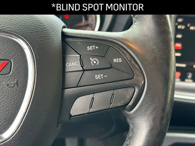 Used 2016 Dodge Challenger R/T w/ Driver Convenience Group image 6