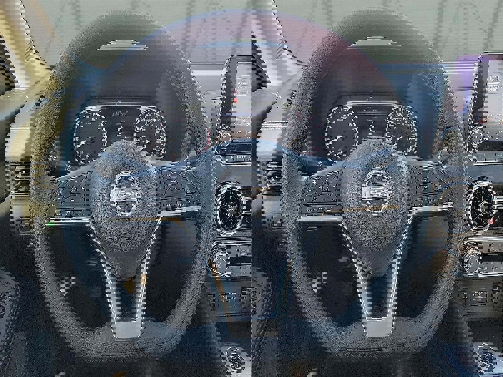 Used 2024 Nissan Sentra SV image 19