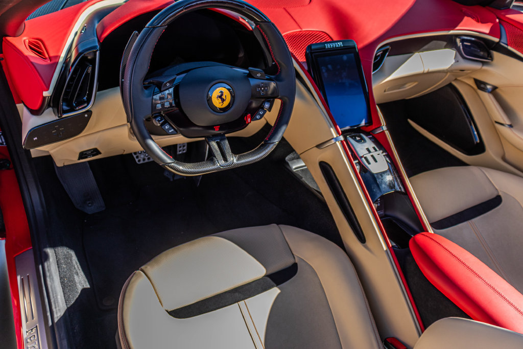 Certified 2025 Ferrari Roma Spider RWD image 37